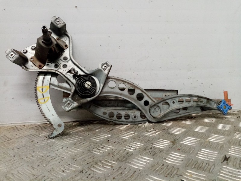 Recambio de elevalunas delantero derecho para volkswagen passat berlina (3a2) referencia OEM IAM   