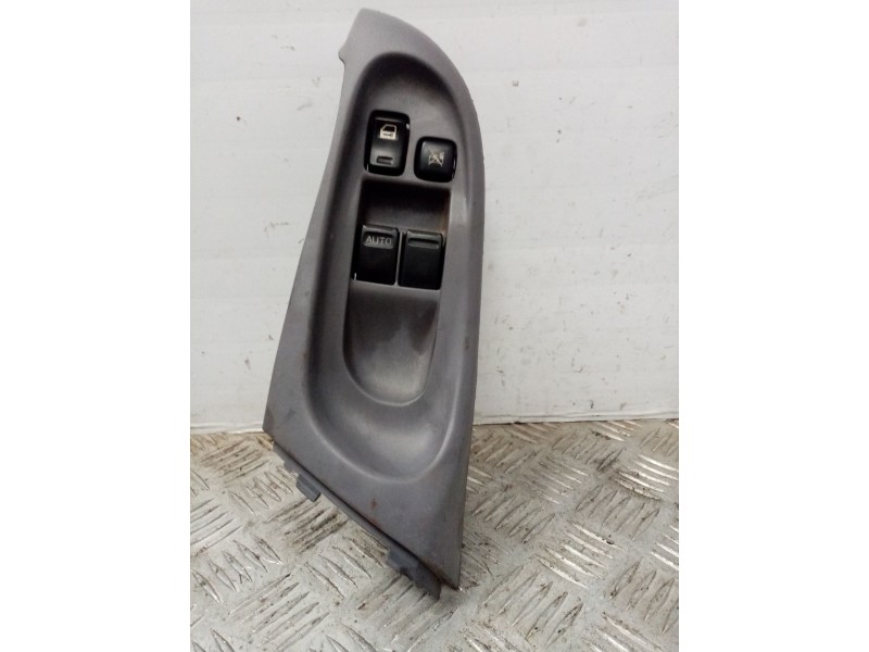 Recambio de mando elevalunas delantero izquierdo para nissan almera (n16/e) referencia OEM IAM 80961bm500  
