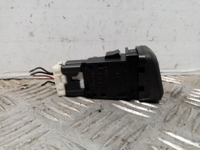 Recambio de warning para nissan almera (n16/e) referencia OEM IAM 06016  