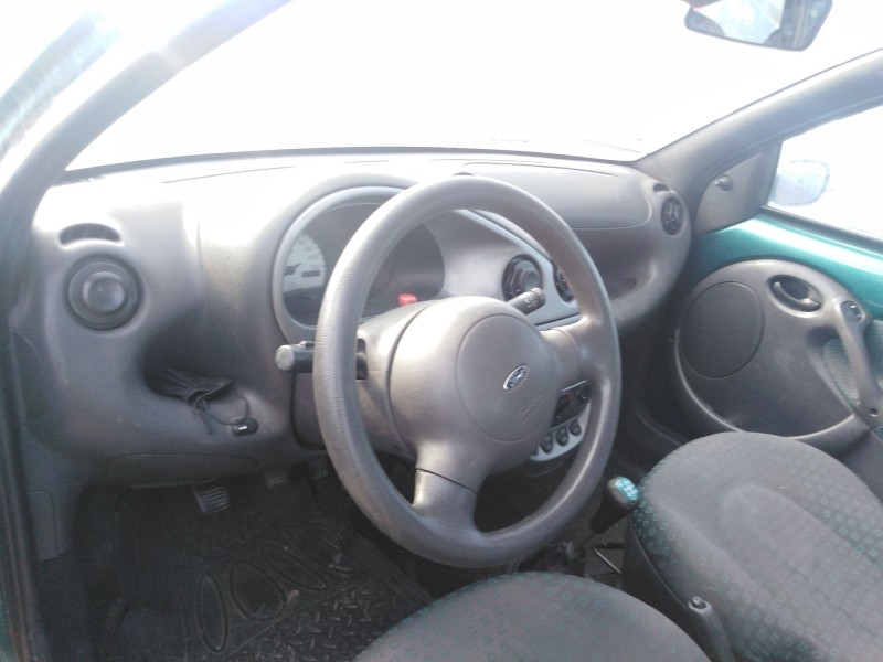 ford ka (rb_) del año 1996