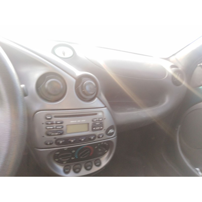 ford ka (rb_) del año 1996