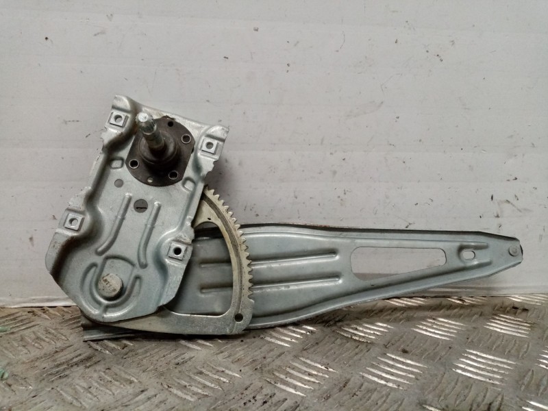 Recambio de elevalunas trasero izquierdo para toyota yaris (ksp9/scp9/nlp9) 1.3 cat referencia OEM IAM   