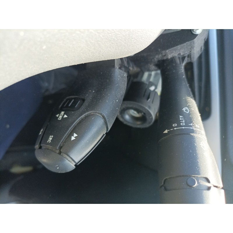 Recambio de mando control radio para peugeot 407 (6d_) 1.8 (6d6fzb) referencia OEM IAM 0  