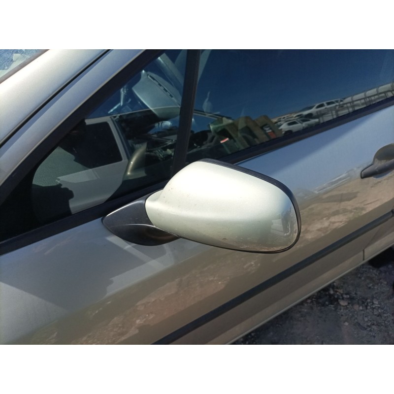 Recambio de retrovisor izquierdo para peugeot 407 (6d_) 1.8 (6d6fzb) referencia OEM IAM 0  