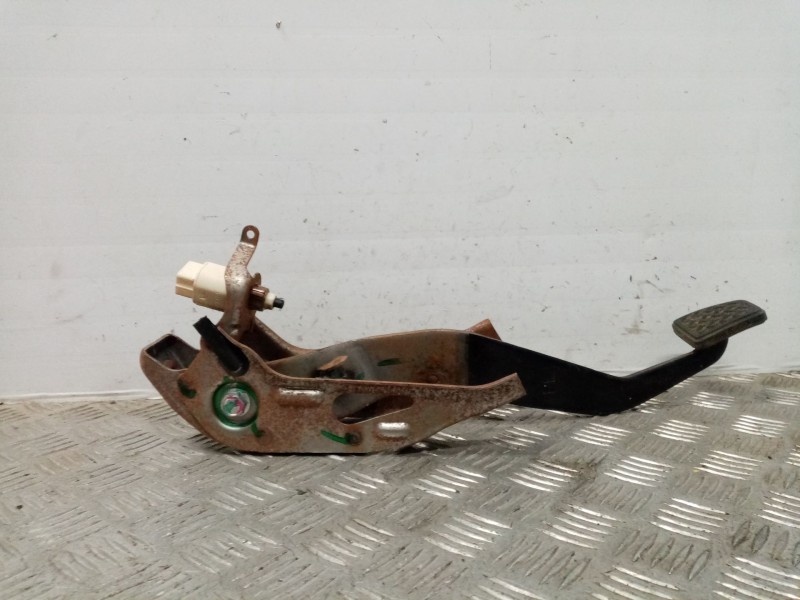 Recambio de pedal freno para toyota yaris (ksp9/scp9/nlp9) 1.3 cat referencia OEM IAM   