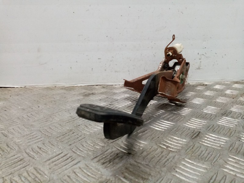 Recambio de pedal freno para toyota yaris (ksp9/scp9/nlp9) 1.3 cat referencia OEM IAM   