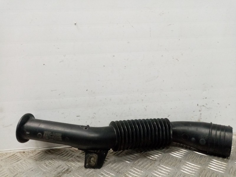 Recambio de tubo admision para toyota yaris (ksp9/scp9/nlp9) 1.3 cat referencia OEM IAM 177510J030  
