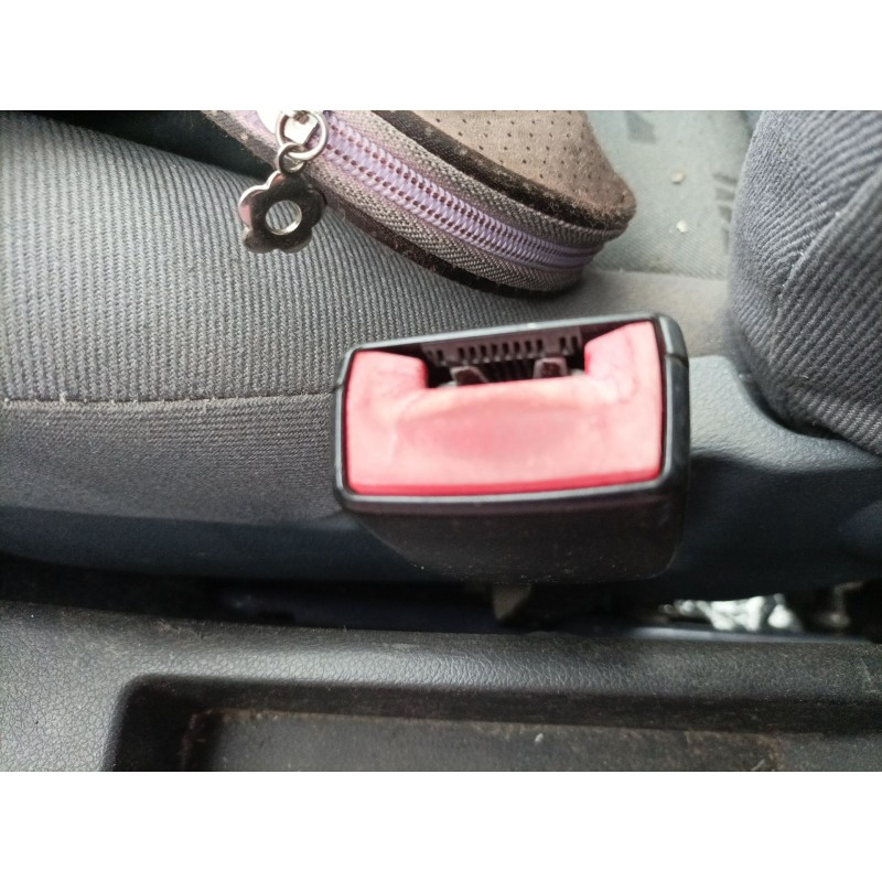 Recambio de pretensor airbag derecho para seat leon (1m1) 1.6 16 v referencia OEM IAM   