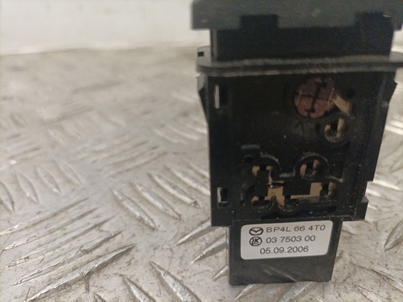 Recambio de interruptor para mazda 3 (bk) 1.6 di turbo referencia OEM IAM BP4L664TO  