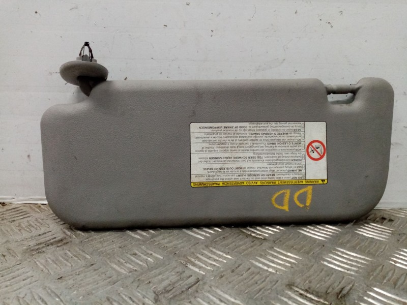 Recambio de parasol derecho para toyota yaris (ksp9/scp9/nlp9) 1.3 cat referencia OEM IAM   