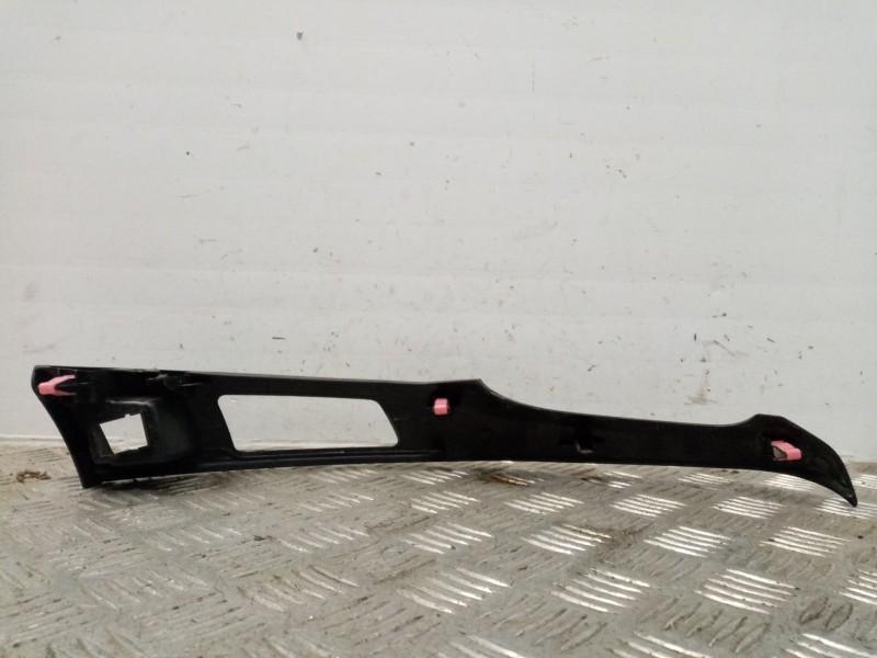 Recambio de moldura para toyota yaris (ksp9/scp9/nlp9) 1.3 cat referencia OEM IAM 554360d020  