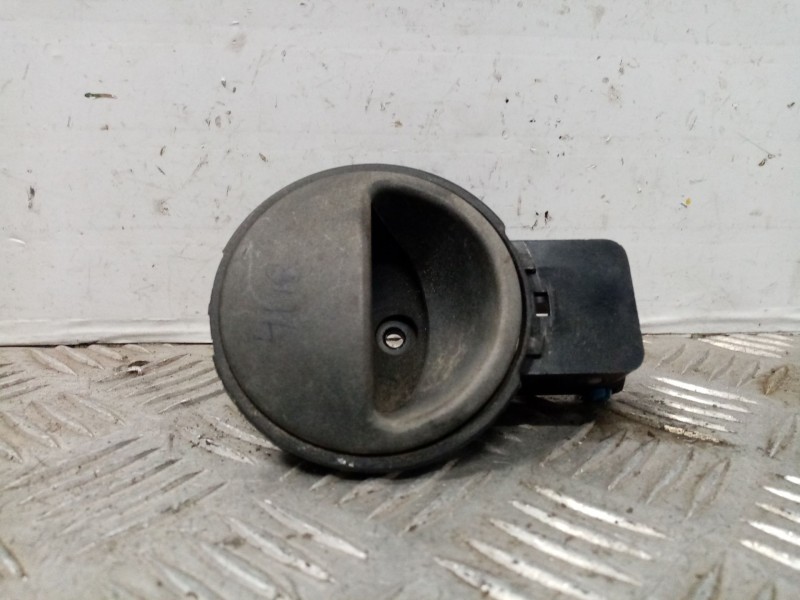 Recambio de maneta interior trasera derecha para chevrolet kalos 1.4 cat referencia OEM IAM   