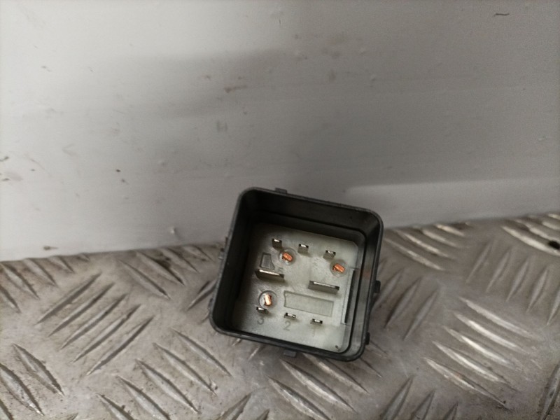 Recambio de caja precalentamiento para peugeot 407 (6d_) 1.8 (6d6fzb) referencia OEM IAM 9640469680  