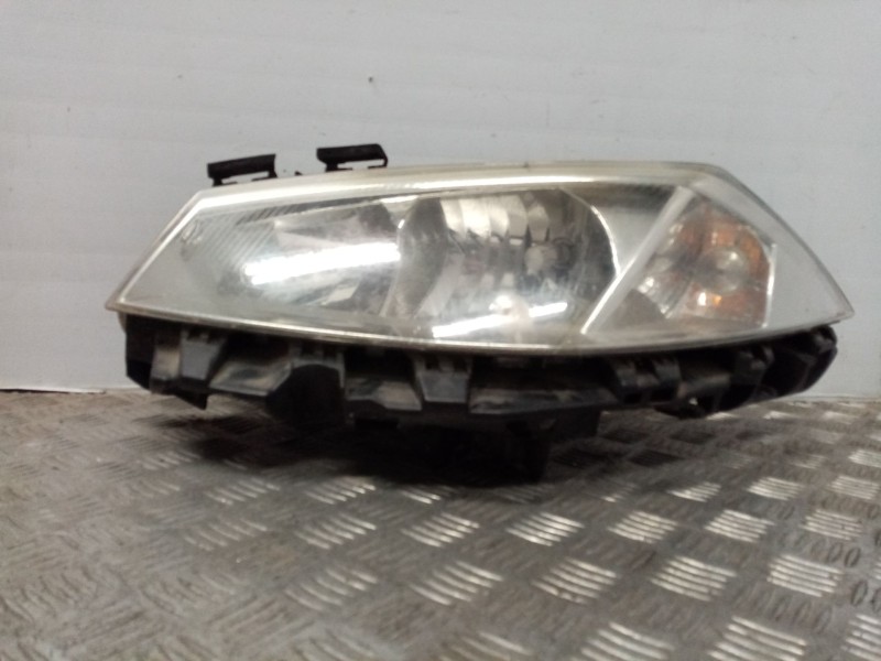 Recambio de faro izquierdo para renault megane ii berlina 5p 1.9 dci diesel referencia OEM IAM    Recambio de faro izquierdo para renault megane ii berlina 5p 1.9 dci diesel referencia OEM IAM