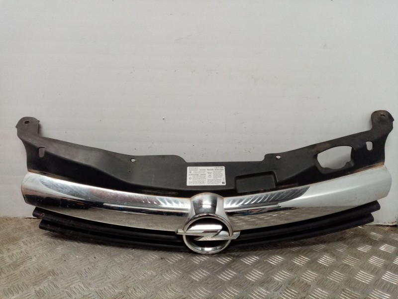 Recambio de rejilla delantera para opel astra h (a04) 1.4 (l48) referencia OEM IAM 0  