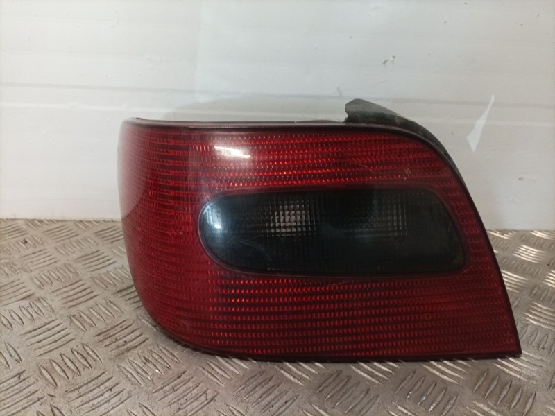 Recambio de piloto trasero izquierdo para citroen xsara (n1) 1.9 td referencia OEM IAM 0  