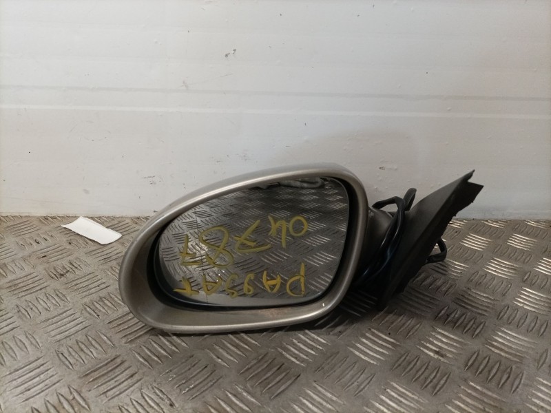 Recambio de retrovisor izquierdo para volkswagen passat b6 (3c2) 1.9 tdi referencia OEM IAM   