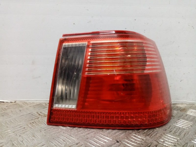 Recambio de piloto trasero derecho para seat ibiza ii (6k1) 1.4 16v referencia OEM IAM 0  