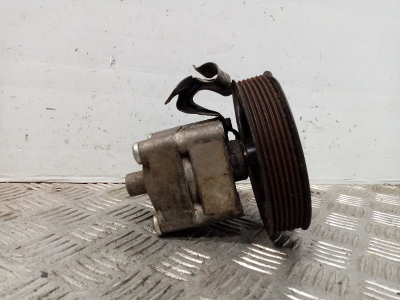 Recambio de bomba direccion para volvo s60 berlina 2.4 diesel cat referencia OEM IAM 8683376  