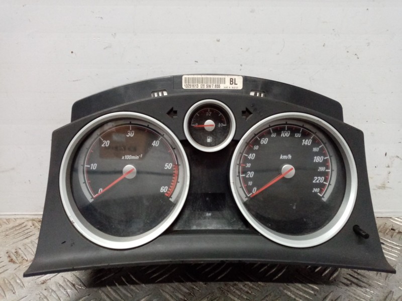 Recambio de cuadro instrumentos para opel astra h (a04) 1.9 cdti (l48) referencia OEM IAM 13251613  