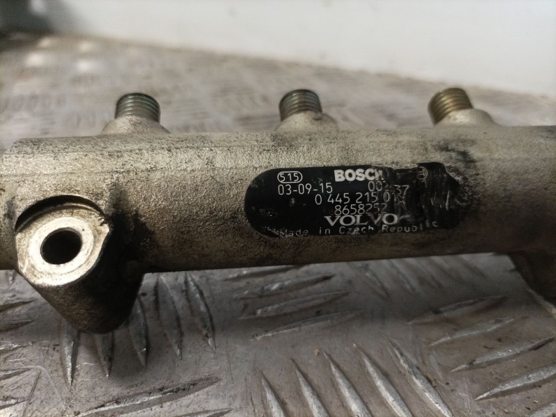 Recambio de rampa inyectora para volvo 240 244 2.4 gl diesel referencia OEM IAM 0445215010  