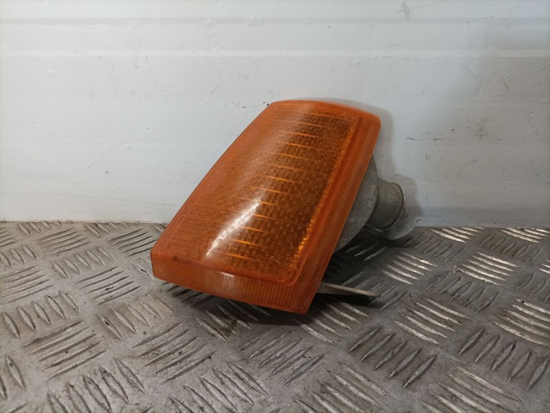 Recambio de piloto delantero izquierdo para peugeot 205 berlina referencia OEM IAM   