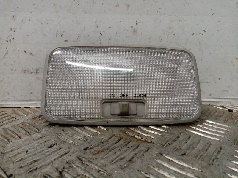 Recambio de luz interior para toyota yaris (ksp9/scp9/nlp9) 1.3 cat referencia OEM IAM   
