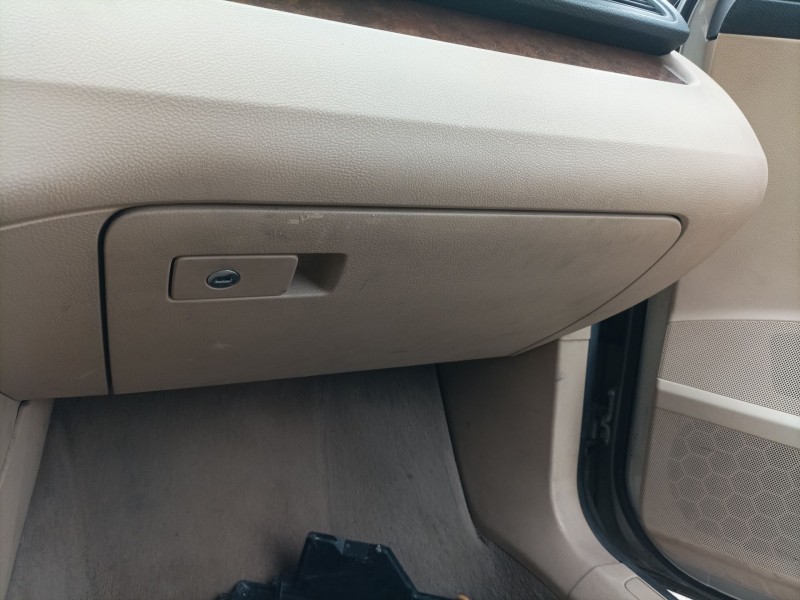 Recambio de guantera para volkswagen passat b6 (3c2) 1.9 tdi referencia OEM IAM 3C1857114 3C1857101 