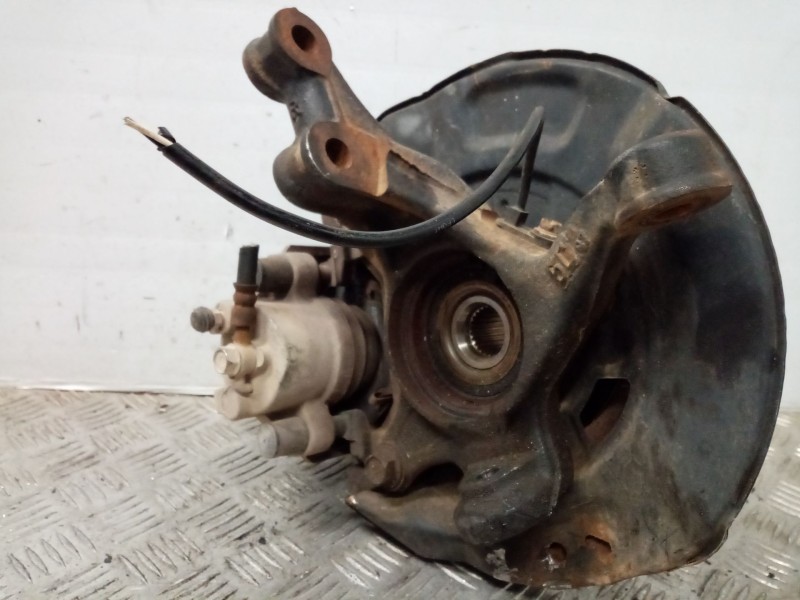 Recambio de mangueta delantera derecha para toyota yaris (ksp9/scp9/nlp9) 1.3 cat referencia OEM IAM   