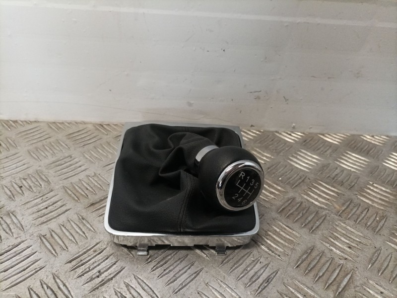 Recambio de pomo palanca cambio para volkswagen passat b6 (3c2) 1.9 tdi referencia OEM IAM   
