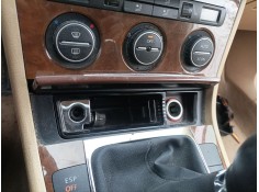 Recambio de cenicero para volkswagen passat b6 (3c2) 1.9 tdi referencia OEM IAM 3C0863284A 3C0857961A  2