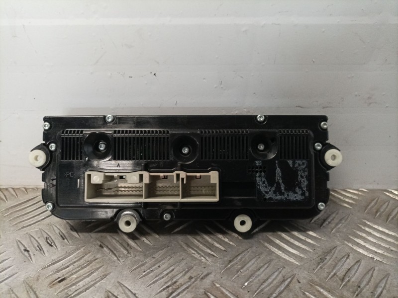 Recambio de mando climatizador para volkswagen passat b6 (3c2) 1.9 tdi referencia OEM IAM   