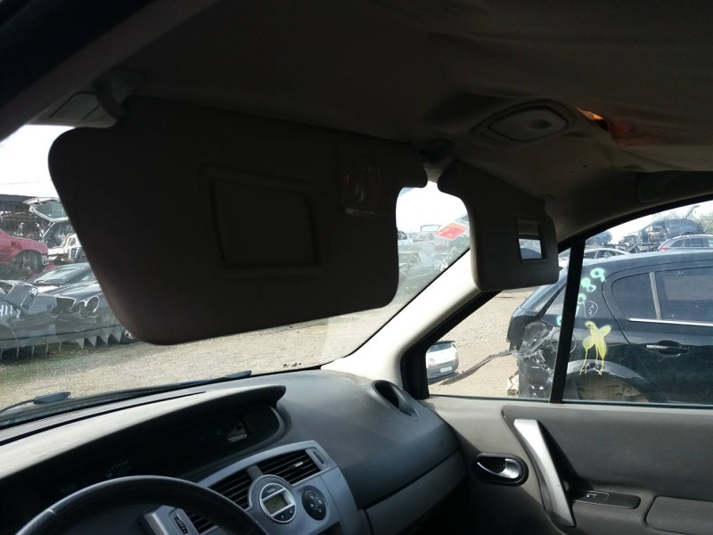 renault scenic ii 2.0 dci diesel cat   |   0.03 - 0.09 | 2003 - 2009 | 150 cv / 110 kw del año 2003