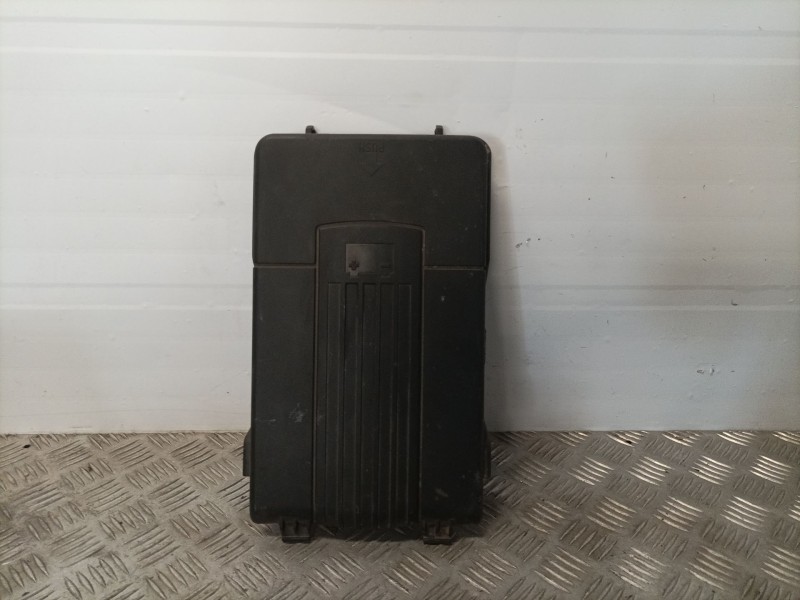 Recambio de moldura para volkswagen passat b6 (3c2) 1.9 tdi referencia OEM IAM 1K0915443C  