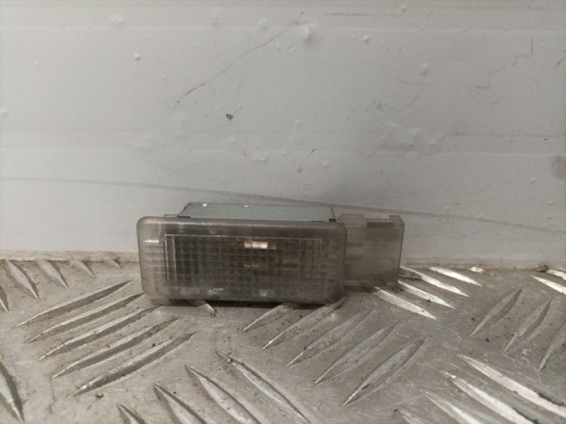 Recambio de luz interior para volkswagen passat b6 (3c2) 1.9 tdi referencia OEM IAM 7L0947415  