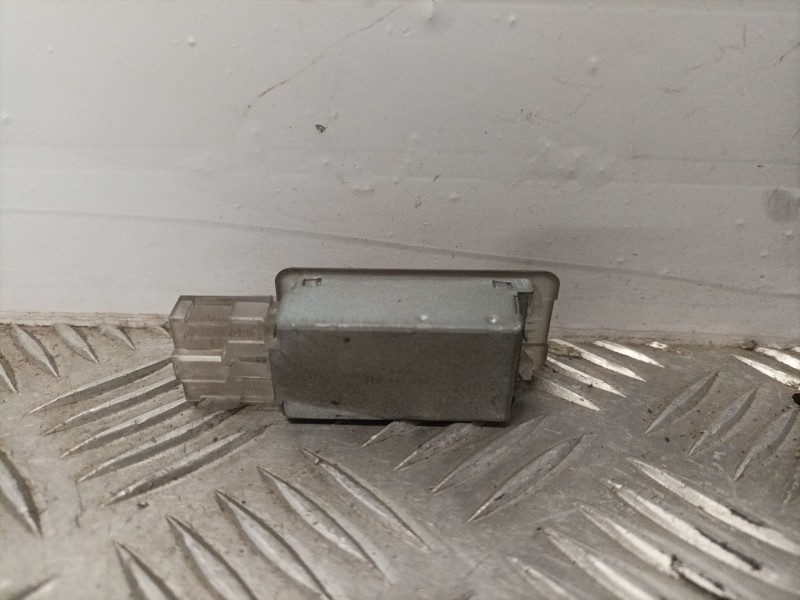 Recambio de luz interior para volkswagen passat b6 (3c2) 1.9 tdi referencia OEM IAM 7L0947415  