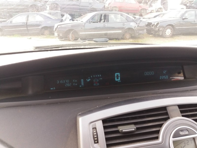 renault scenic ii 2.0 dci diesel cat   |   0.03 - 0.09 | 2003 - 2009 | 150 cv / 110 kw del año 2003