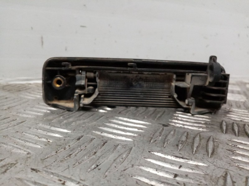 Recambio de maneta exterior delantera derecha para renault 5 (b/c40) 1.4 referencia OEM IAM   