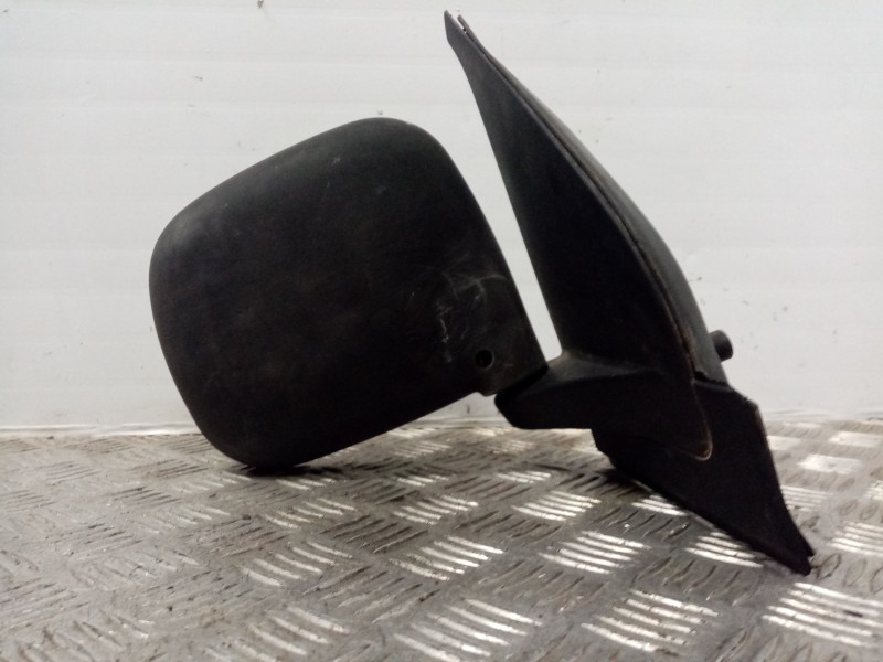 Recambio de retrovisor derecho para nissan serena (c23m) 2.3 diesel referencia OEM IAM   