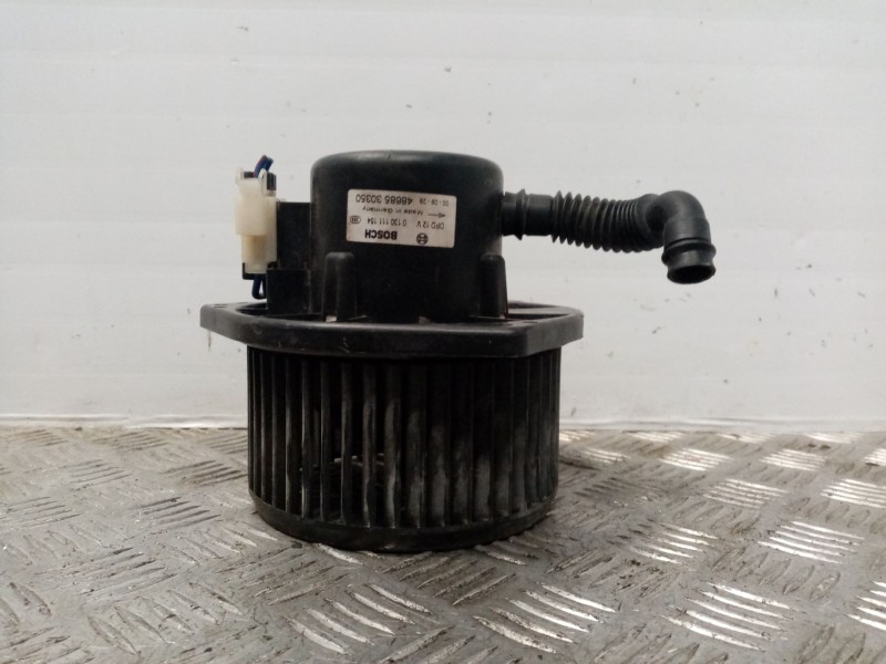 Recambio de ventilador calefaccion para nissan serena (c23m) 2.3 diesel referencia OEM IAM 0130111154 4868530350 
