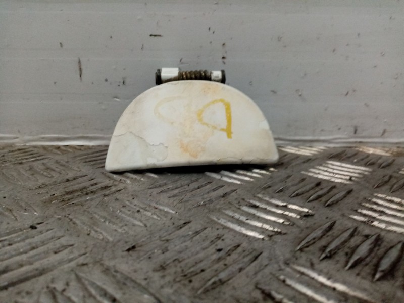 Recambio de maneta exterior delantera derecha para nissan serena (c23m) 2.3 diesel referencia OEM IAM    Recambio de maneta exterior delantera derecha para nissan serena (c23m) 2.3 diesel referencia OEM IAM