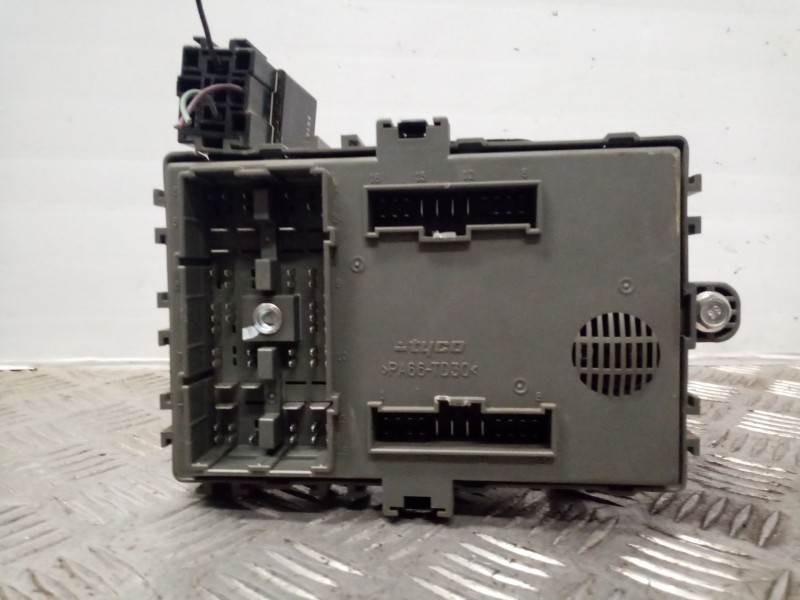 Recambio de caja reles / fusibles para chevrolet aveo ls referencia OEM IAM 96839254  