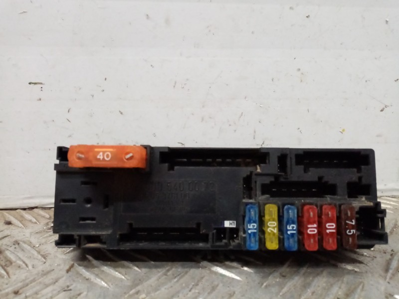 Recambio de caja reles / fusibles para mercedes clase clk (w208) cabrio 230 compressor (208.447) referencia OEM IAM a0005400072 