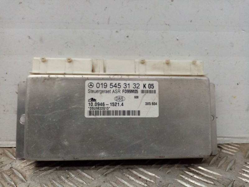 Recambio de centralita asr para mercedes clase clk (w208) cabrio 230 compressor (208.447) referencia OEM IAM 0195453132k05  