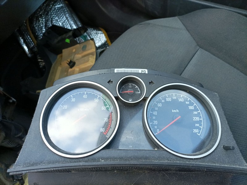 Recambio de cuadro instrumentos para opel astra h (a04) 1.9 cdti (l48) referencia OEM IAM 13216682  