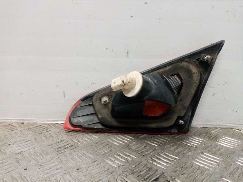 Recambio de piloto trasero izquierdo interior para mitsubishi colt berlina 3 (cz) referencia OEM IAM   