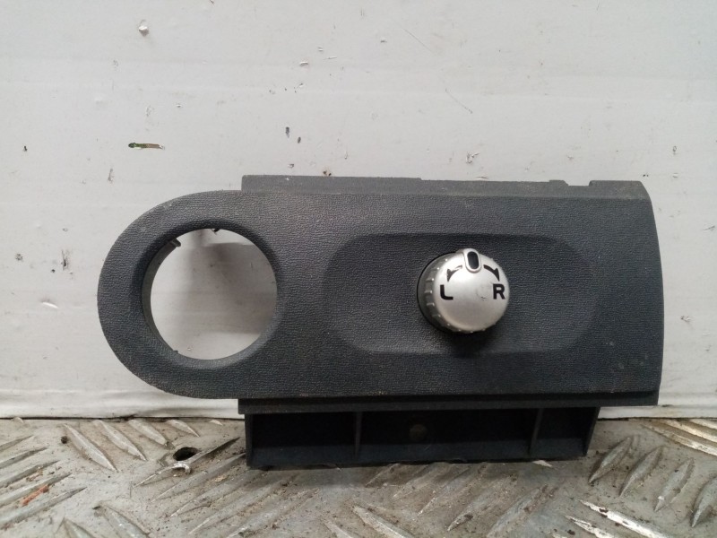 Recambio de mando retrovisor para mitsubishi colt berlina 3 (cz) referencia OEM IAM MN108084  