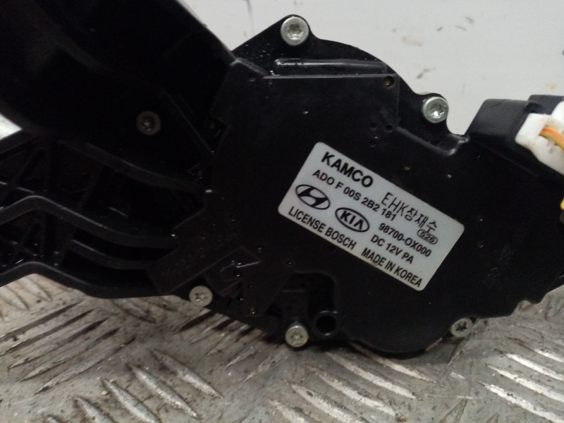 Recambio de motor limpia trasero para hyundai i10 referencia OEM IAM 987000X000  