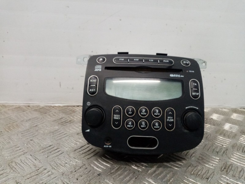 Recambio de sistema audio / radio cd para hyundai i10 referencia OEM IAM   
