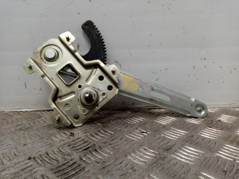 Recambio de elevalunas trasero derecho para hyundai i10 referencia OEM IAM 834020X000  